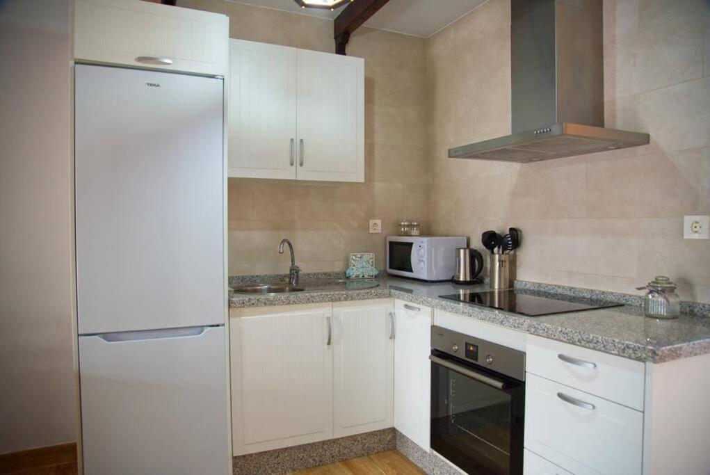House W Shared Pool, Perfect For Small Families ฟูเอนฮิโรลา ภายนอก รูปภาพ