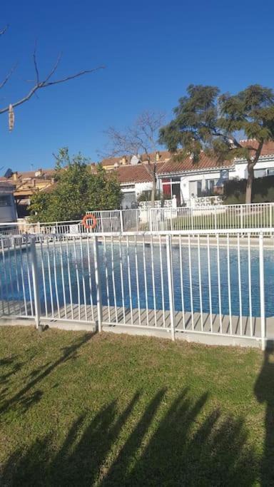 House W Shared Pool, Perfect For Small Families ฟูเอนฮิโรลา ภายนอก รูปภาพ